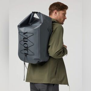 NWT Vuori Dry Bag in Charcoal Waterproof Bag